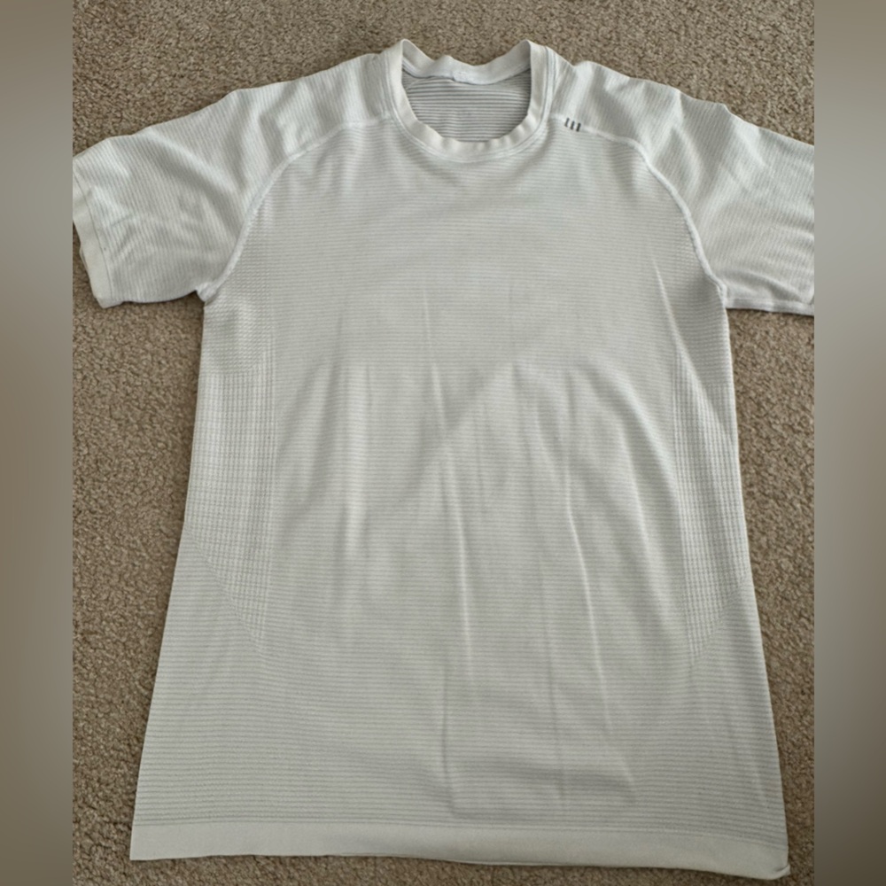Lululemon Men’s White Athletic T-Shirt, S/M